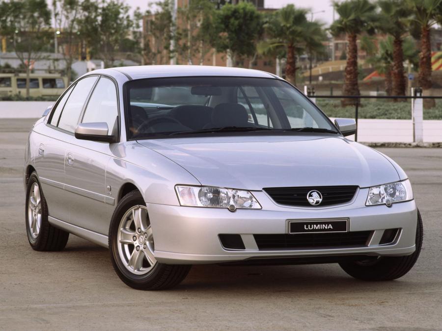  Holden Commodore Lumina 2002 года  (фото 1 из 4)